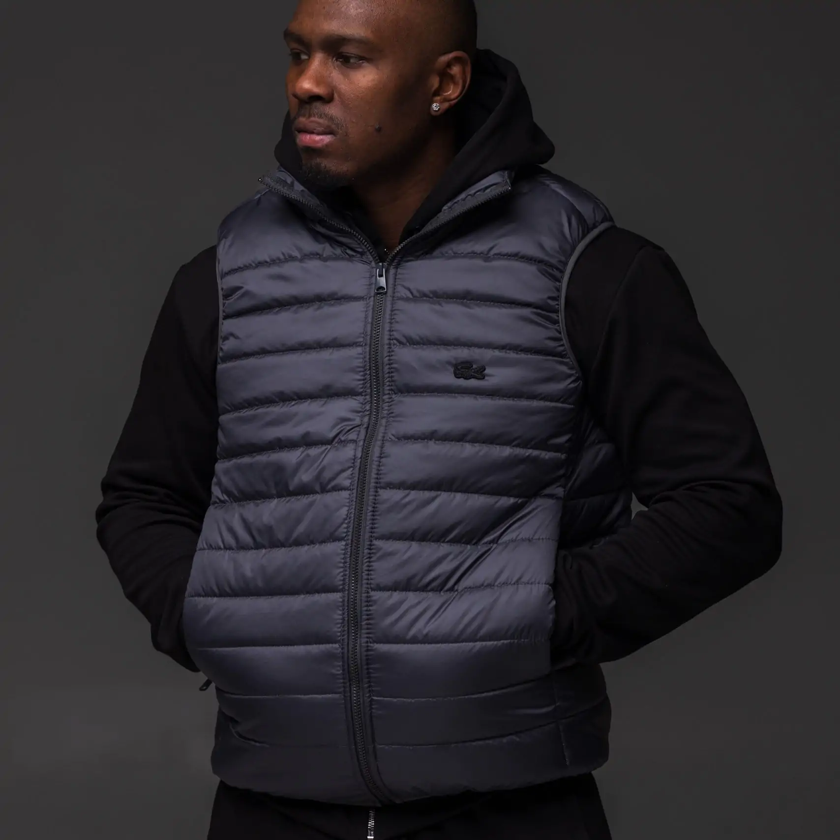 Жилетка чоловіча lite black Lacoste графіт.